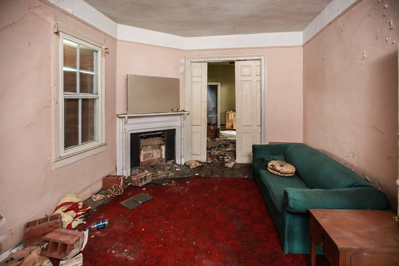 94 Bogard Street - before inside This Old House